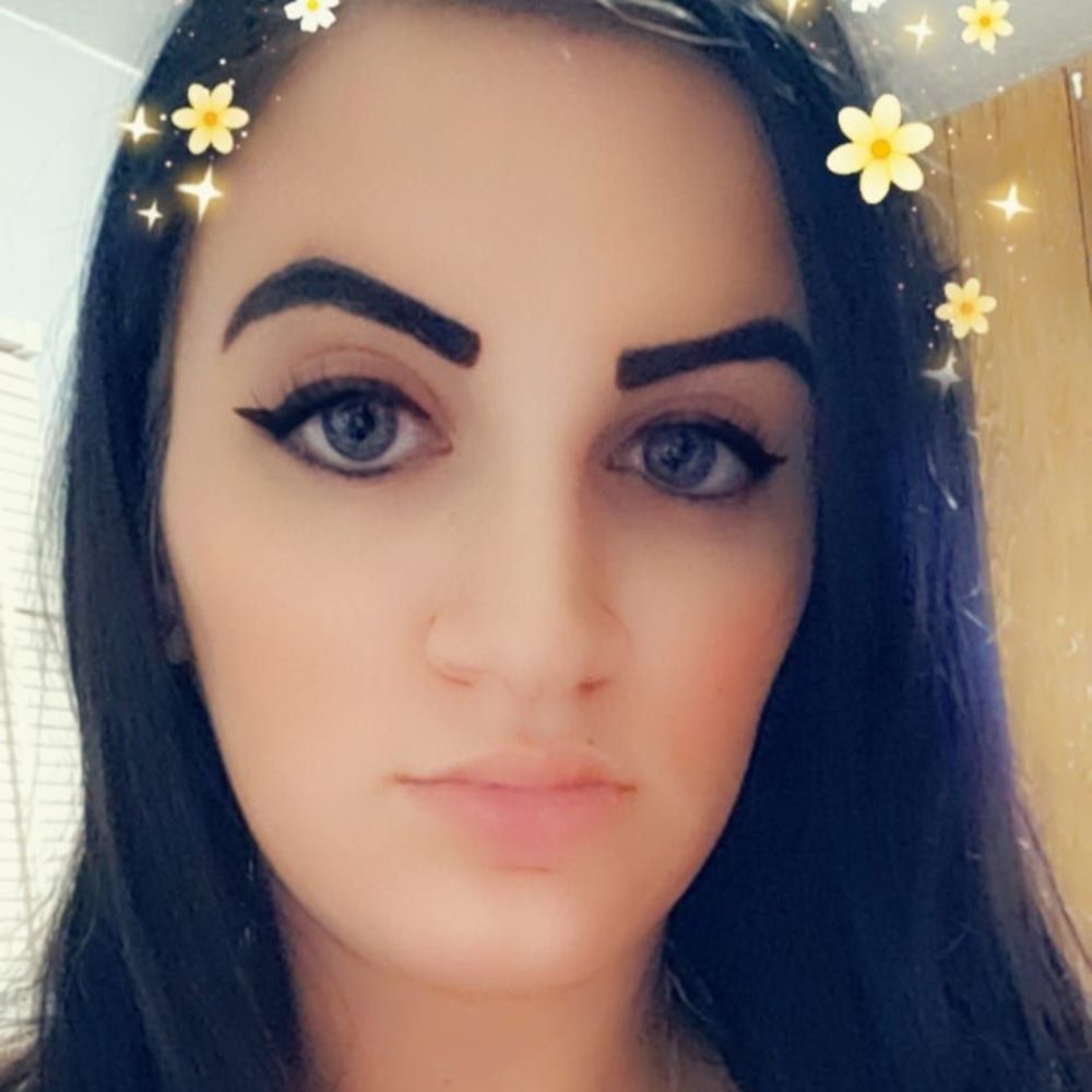 Meet your Posher, Brittney